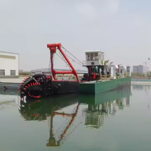 CSD vs. Trailing Suction Hopper Dredger — When to Use Each